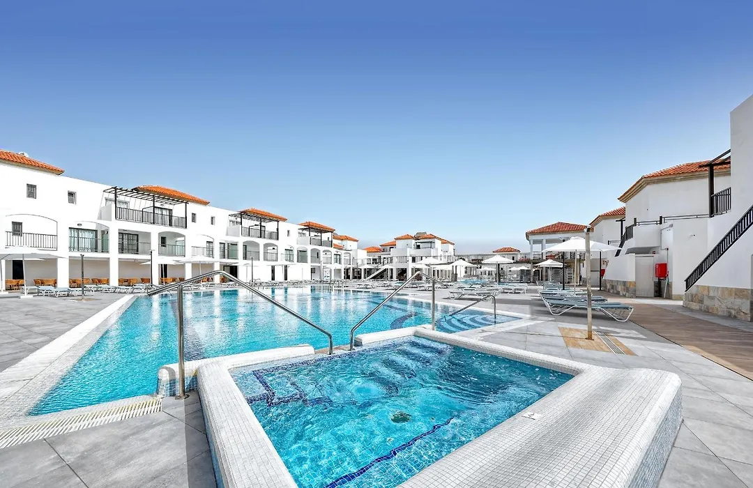 Broncemar Beach Suites-1